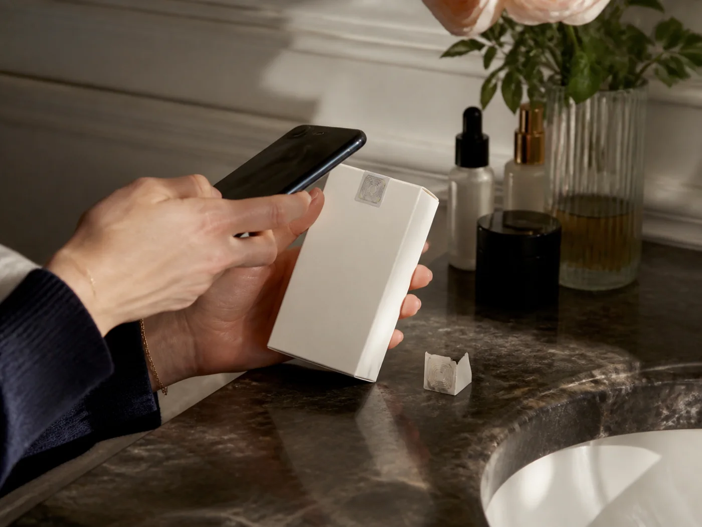RFID pour authentifier des produits dans un scénario professionnel sans marque