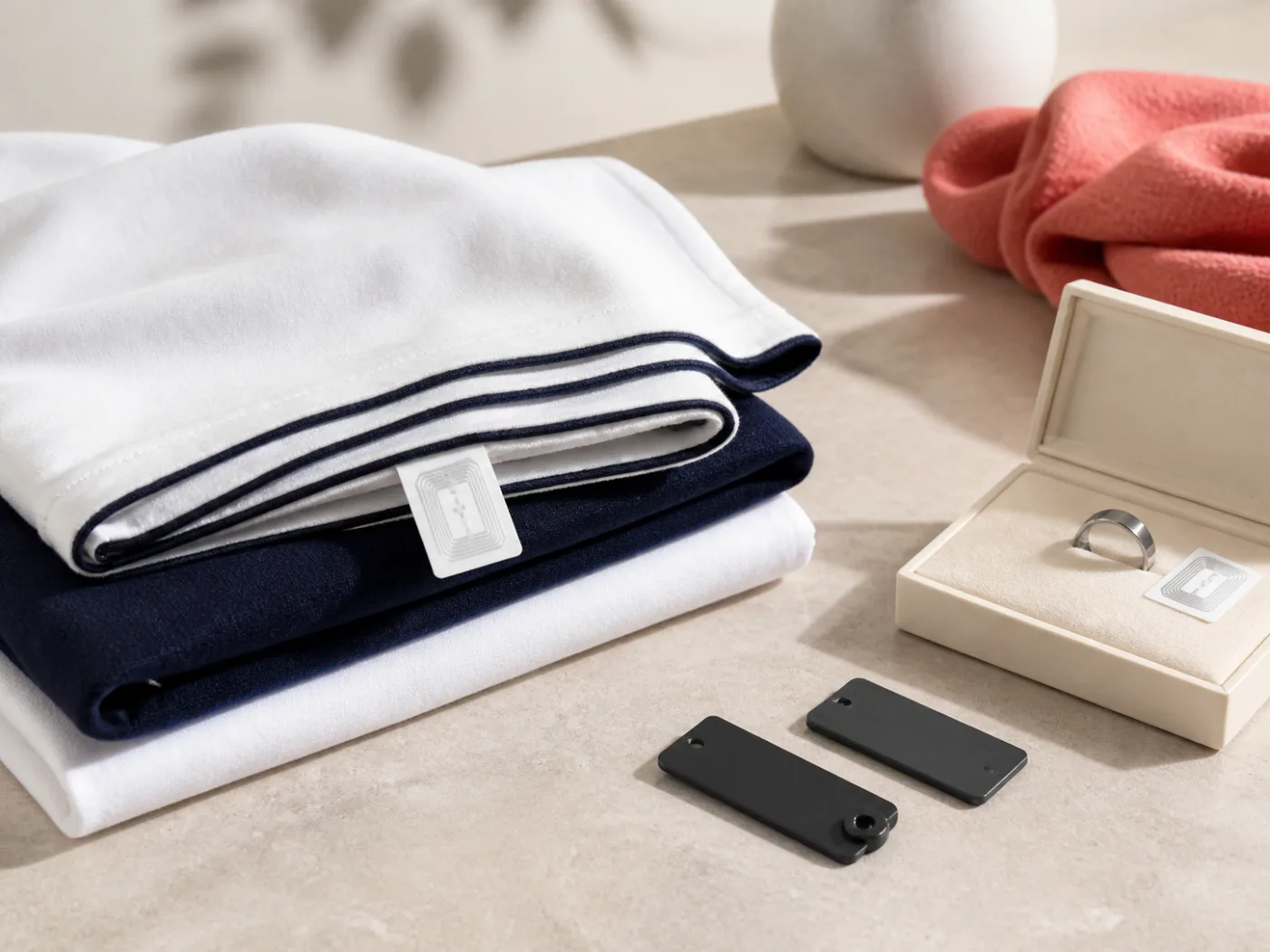 Tags RFID pour textile et objets